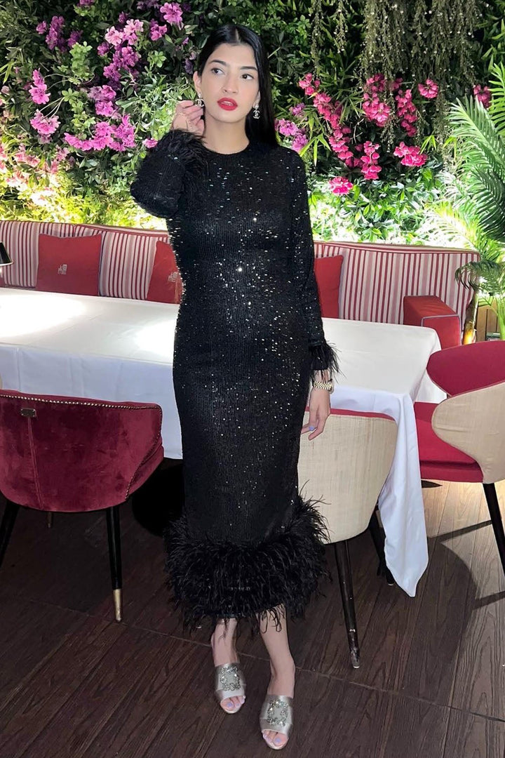 Hanna S Khan In Our Black Sequin Dress With Feathers - Zabella