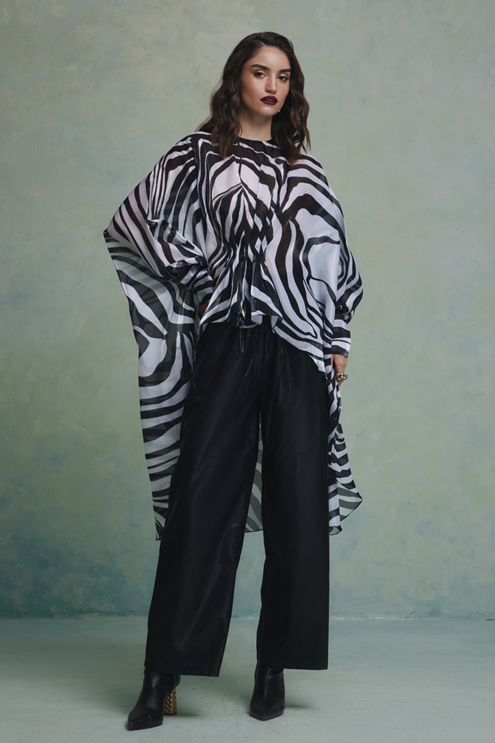 Wild Stripe Top With Cape - Zabella